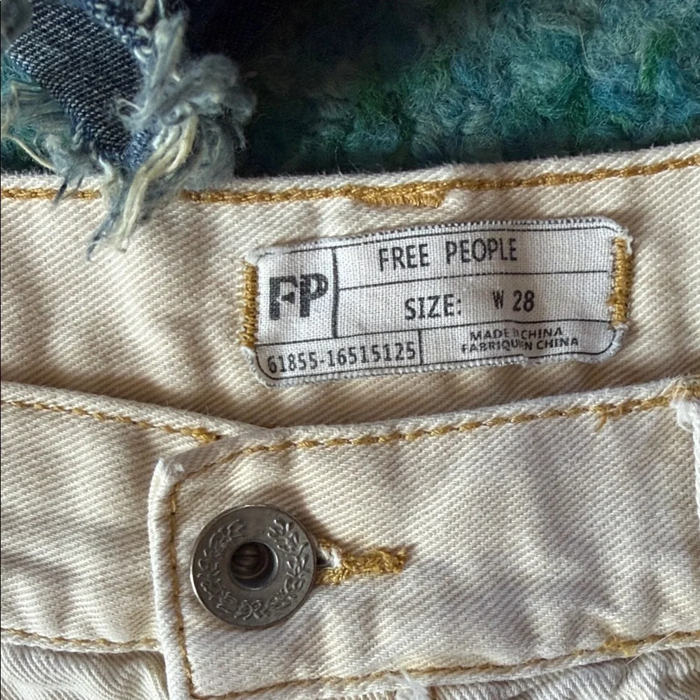 Set of 2 Free People Button-Front Frayed Jean Shorts